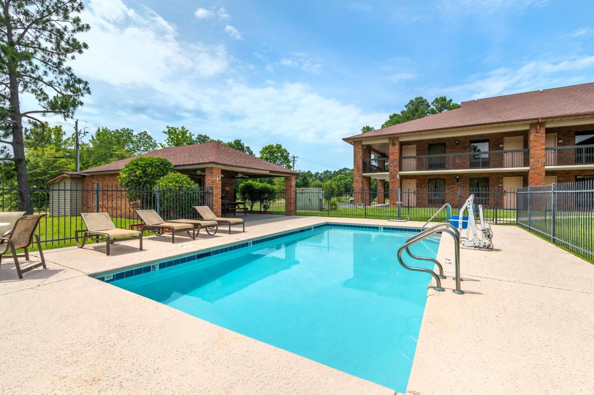 Best Western Bradford Inn Swainsboro Εξωτερικό φωτογραφία
